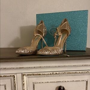 Betsey Johnson Sparkling Gold Heels